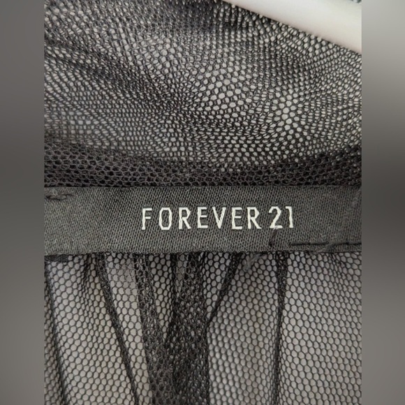 Forever 21 Sheer Mesh Pearl Embellished Blouse Black Size M - Picture 6 of 7